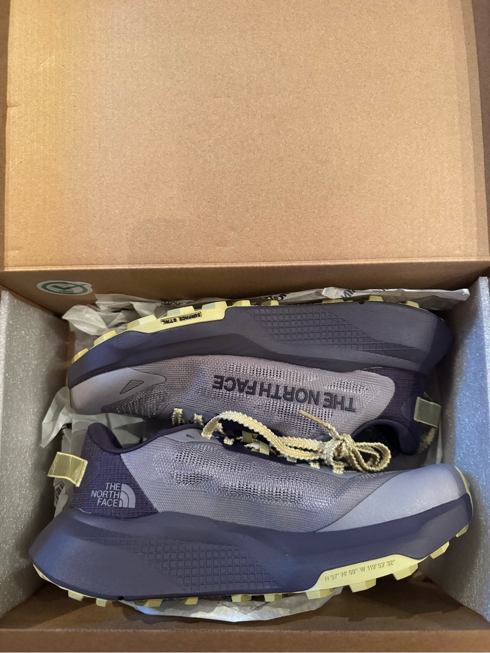 The North Face Women Trail shoes - Altamesa 300 - size 7.5 wmn